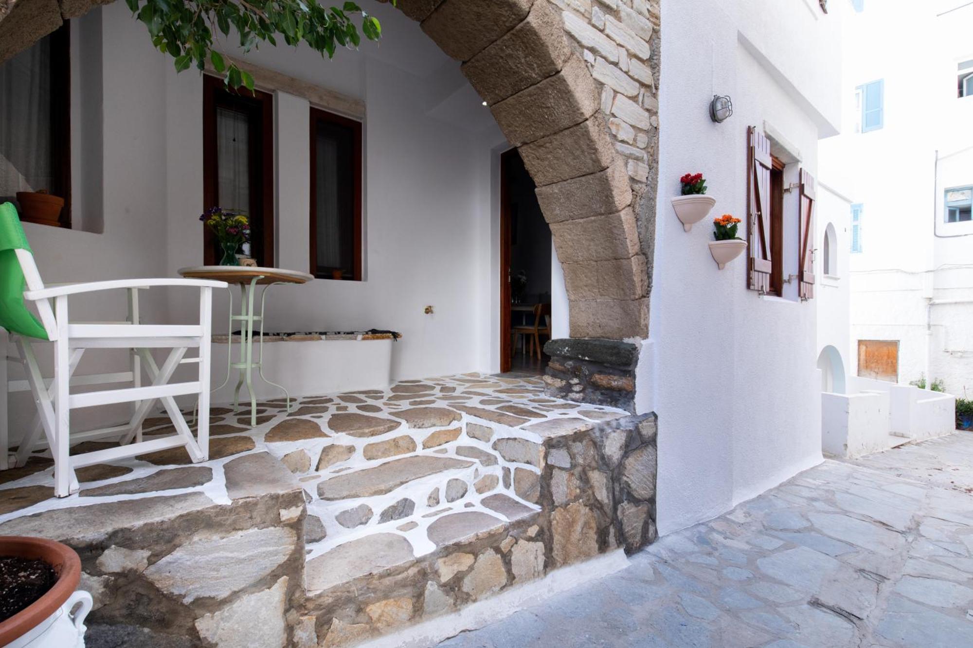 Arco Naxos Luxury Apartments Naxos City Buitenkant foto